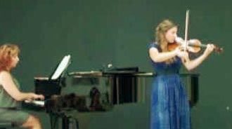 Samantha Hearn Plays the Violin of Michael Livschits